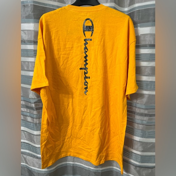 Champion Dignitas 2003 Logo T-Shirt - Picture 3 of 8
